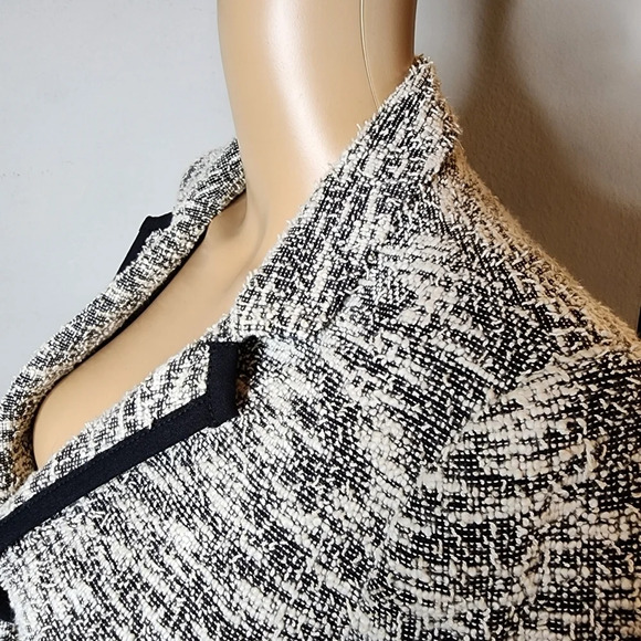 Anthropologie Cartonnier tweed blazer. - Picture 13 of 17